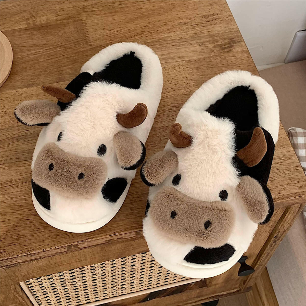 Chaussons Mignons Vache Doux et Chaleureux pour l'Hiver.